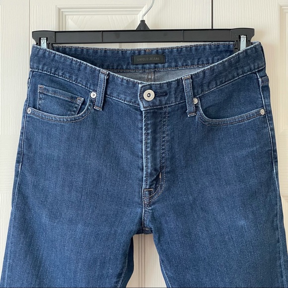 3/$30 Uniqlo Men’s Blue Jeans W28 - Picture 2 of 11